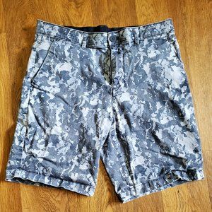 Calvin Klein Floral Blue Shorts SZ 32 men's